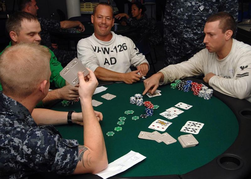 Điều kiện tham gia các tụ điểm Poker như thế nào?